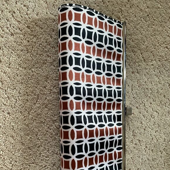 GLENDA GIES Black and Brown Framed Clutch - NEW - Picture 4 of 8